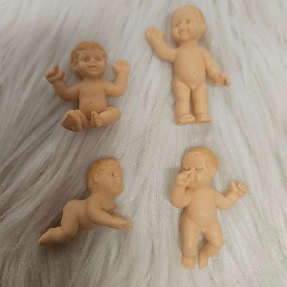 Vintage Lot 4 Midcentury Dollhouse Babies Miniature Plastic Baby Dolls MCM